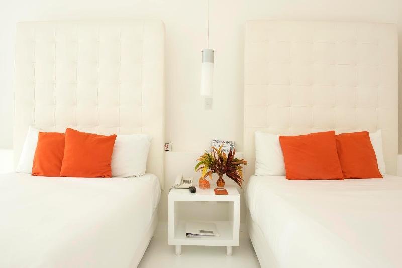 غرفة عائلية, Le Cameleon Boutique