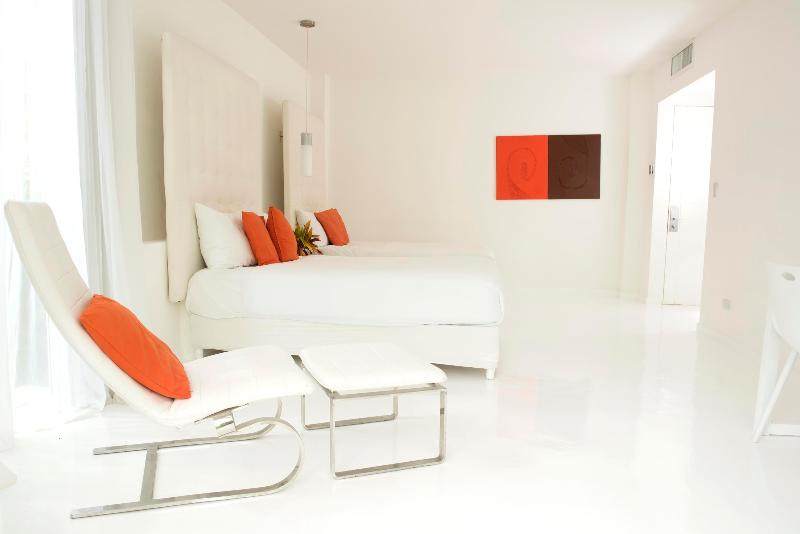 غرفة عائلية, Le Cameleon Boutique