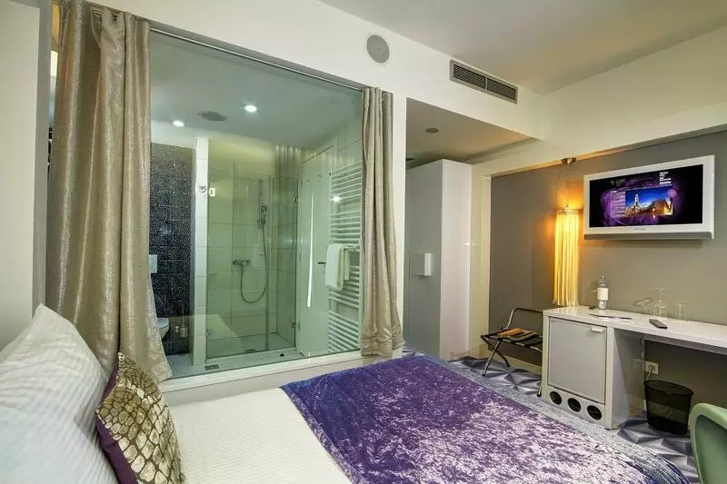 Deniz Manzaralı Standart Tek Kişilik Oda, Luxe