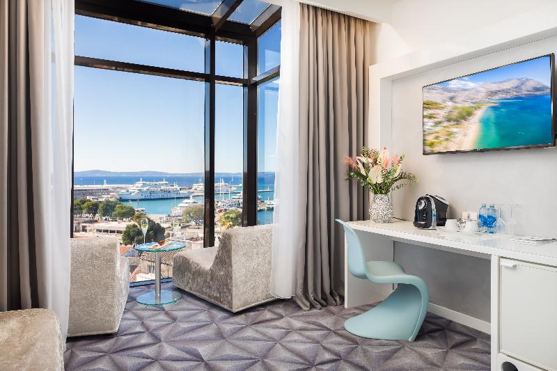 デラックススイート, Luxe