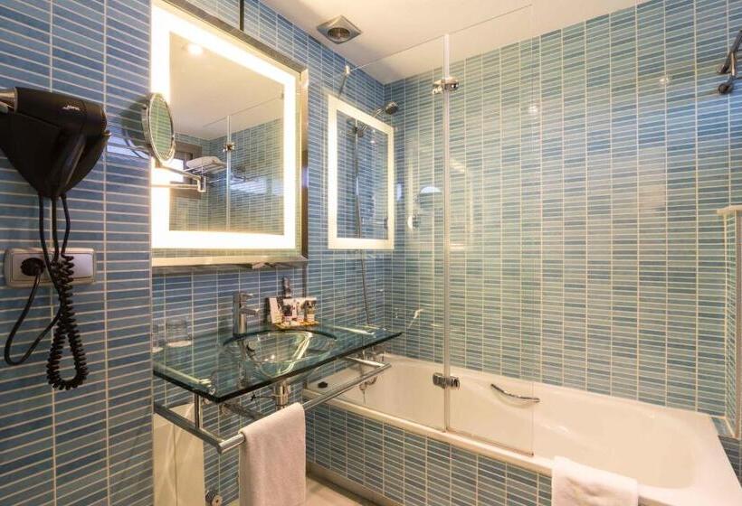 高级大房间, Suittes