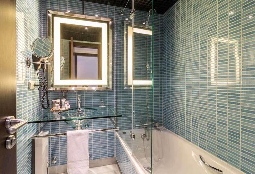 高级大房间, Suittes