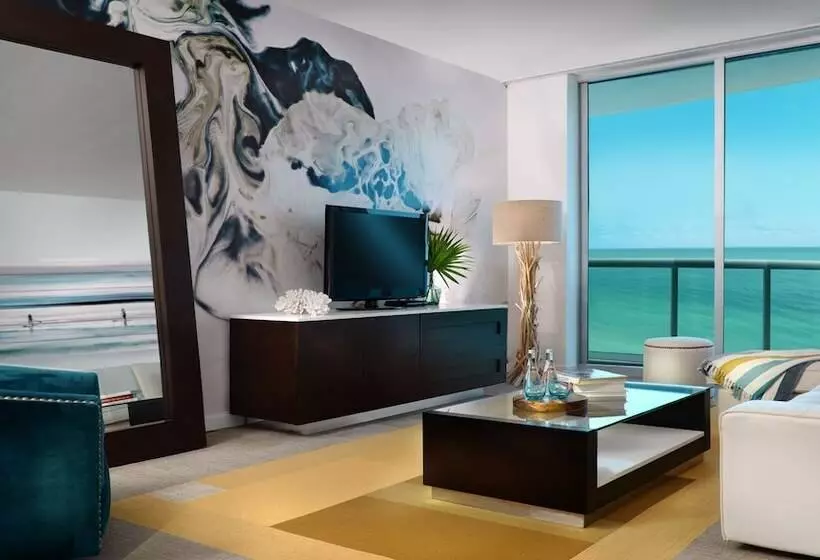 سوییت با چشم‌انداز دریا, Sole Miami A Noble House Resort