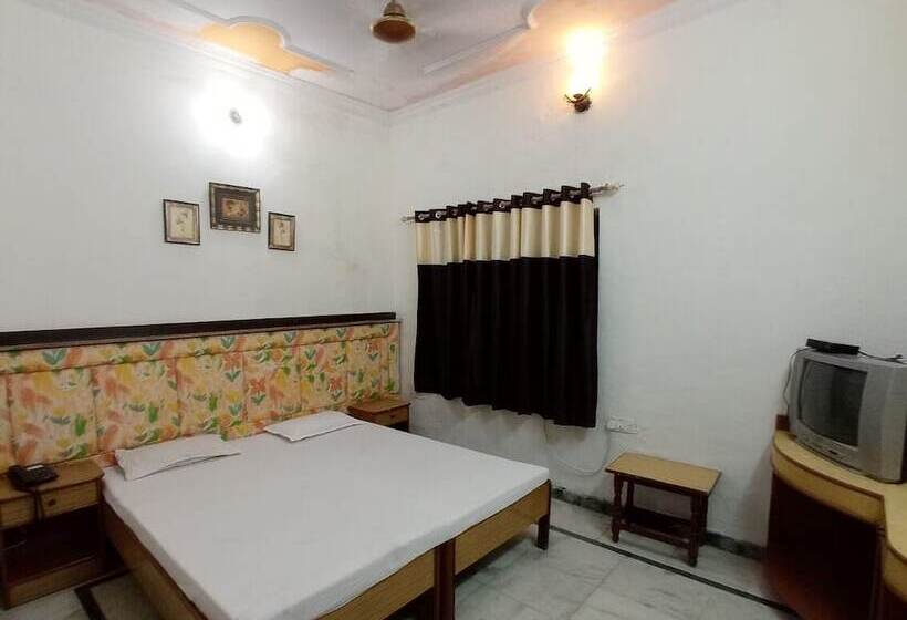 Номер Deluxe, Taj Plaza, Vip Road, Agra