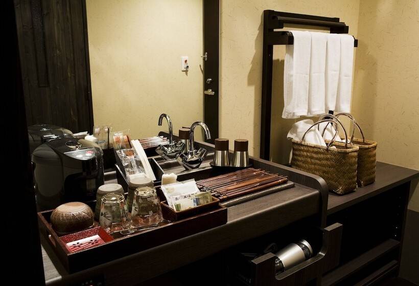 スタンダードルーム, Takayama Ouan