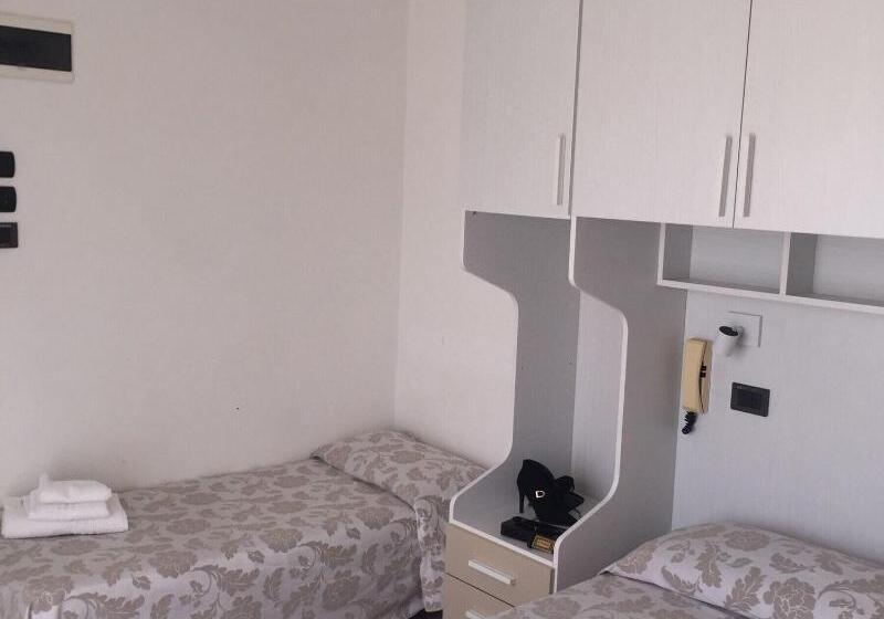 스탠다드 트리플 룸, Zurigo