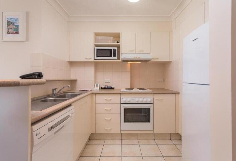 דירת חדר נוף לים, Ocean Royale