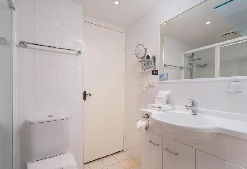 דירת חדר נוף לים, Ocean Royale