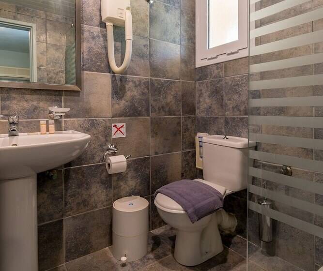 スーペリアスタジオ, Villa Yannis