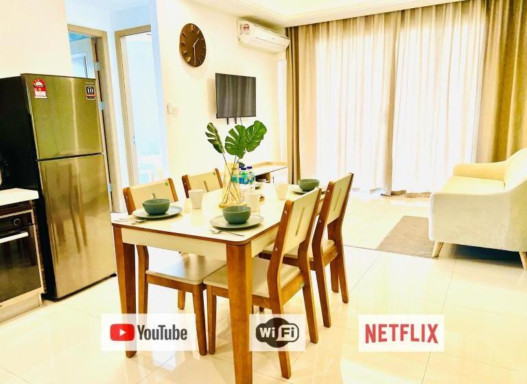 דירת שני חדרים, R&f Princess Cove At R&f Mall