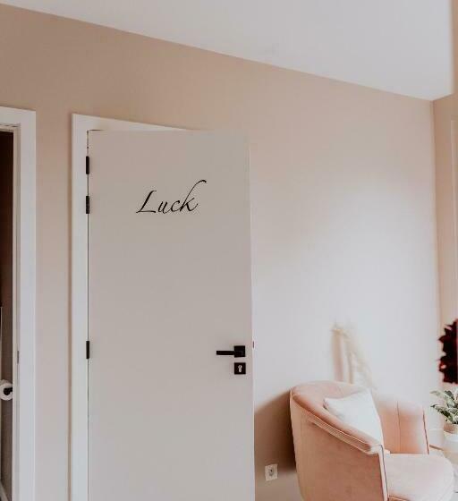 Номер Стандарт, Ramslo