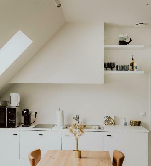 Студия Deluxe, Ramslo