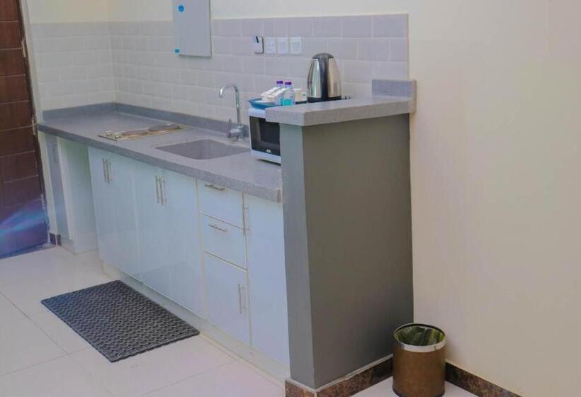 חדר אקונומי, Al Farhan Qurtuba