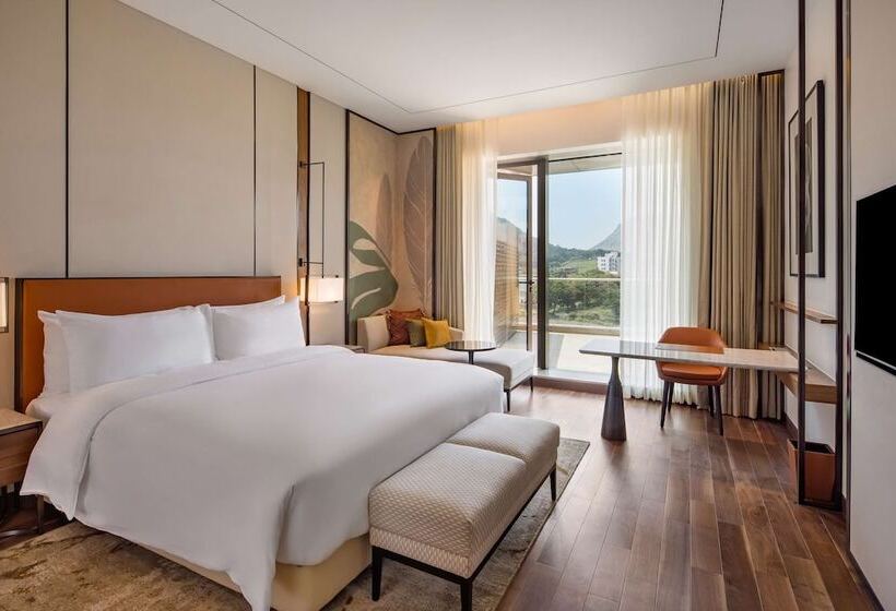 جناح ديلوكس, Radisson Blu Hotel & Spa, Nashik