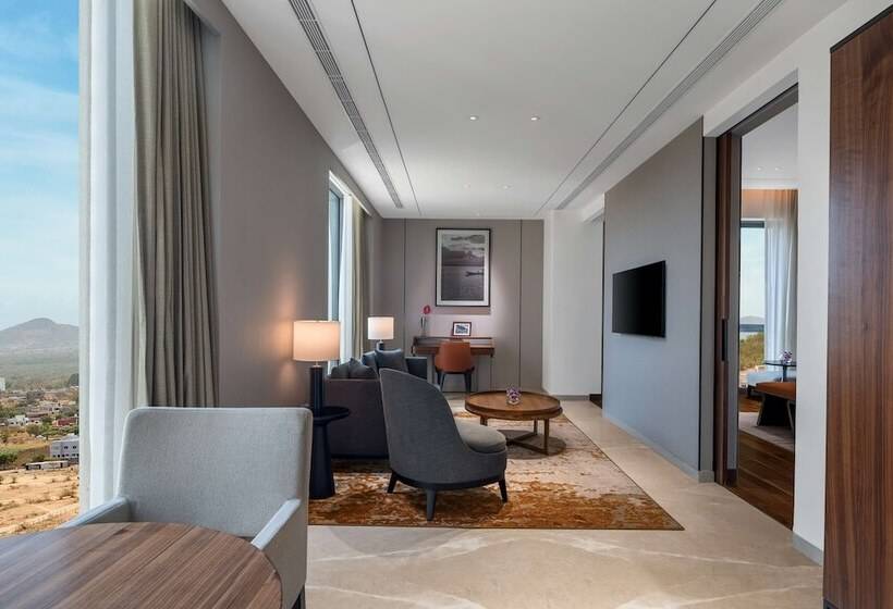 جناح ديلوكس, Radisson Blu Hotel & Spa, Nashik