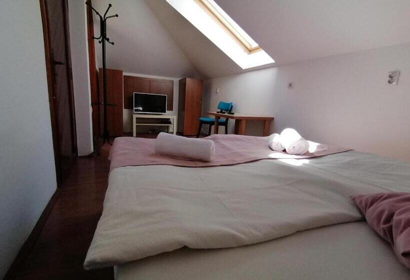 اتاق استاندارد یک نفره, Mon Accommodation Free Parking