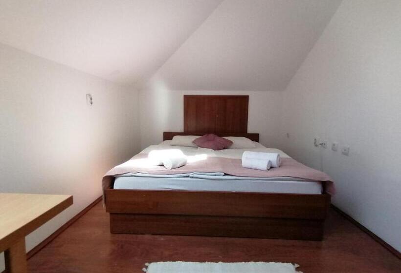 اتاق استاندارد یک نفره, Mon Accommodation Free Parking