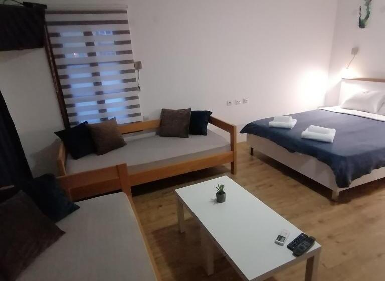 اتاق استاندارد چهار تخته, Mon Accommodation Free Parking