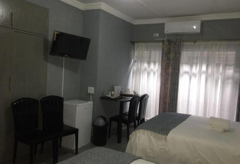 חדר משפחתי, President Guest Lodge