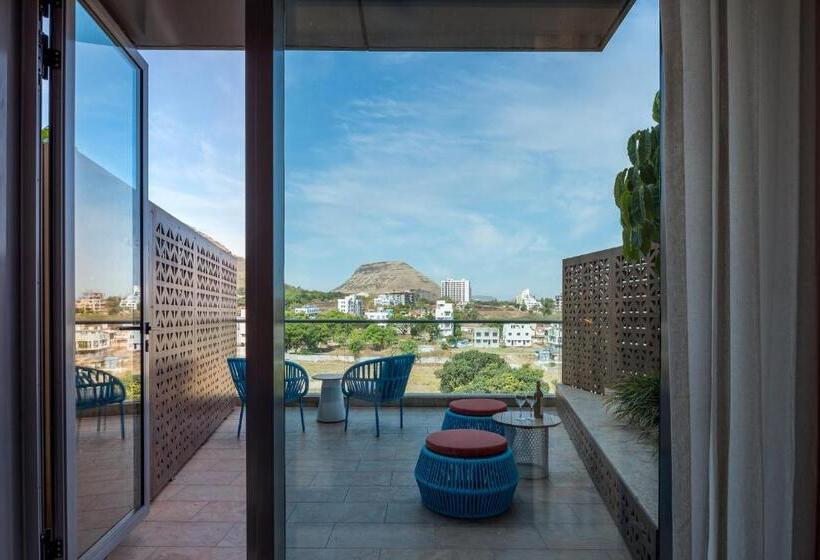 جناح ديلوكس, Radisson Blu Hotel & Spa, Nashik