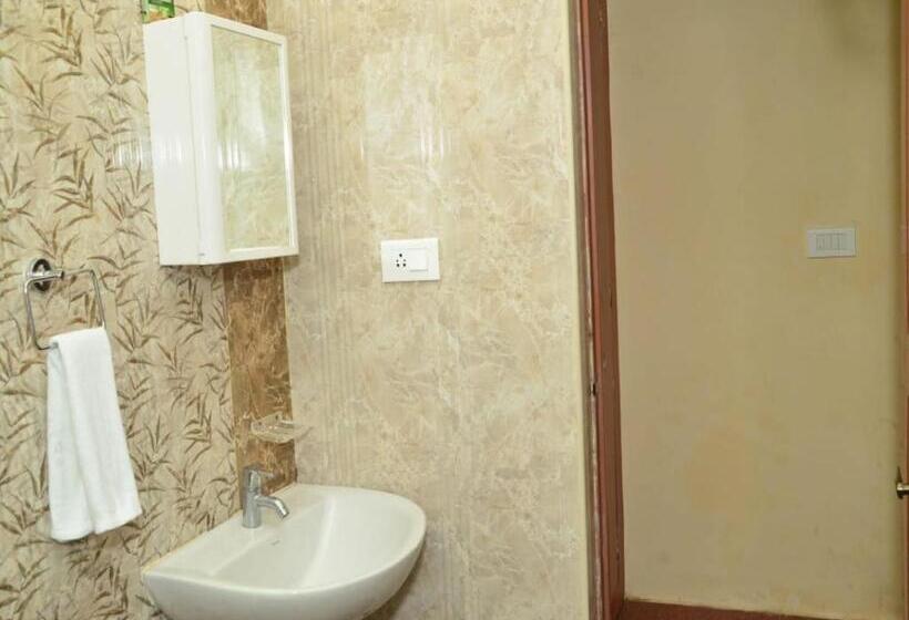 Quarto Deluxe, Staymaker Sunny S Serenity Resort