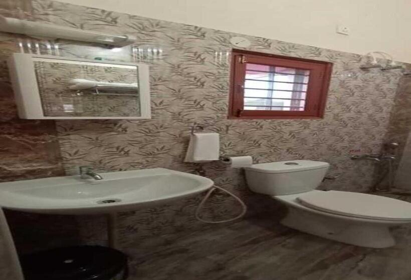 Quarto Deluxe, Staymaker Sunny S Serenity Resort