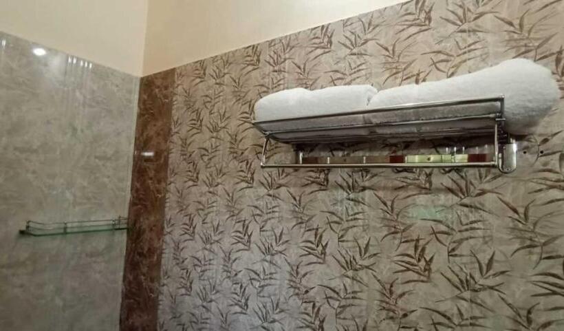 Quarto Deluxe, Staymaker Sunny S Serenity Resort