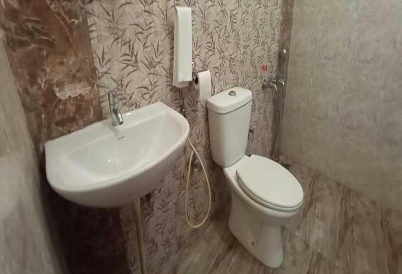 Quarto Deluxe, Staymaker Sunny S Serenity Resort