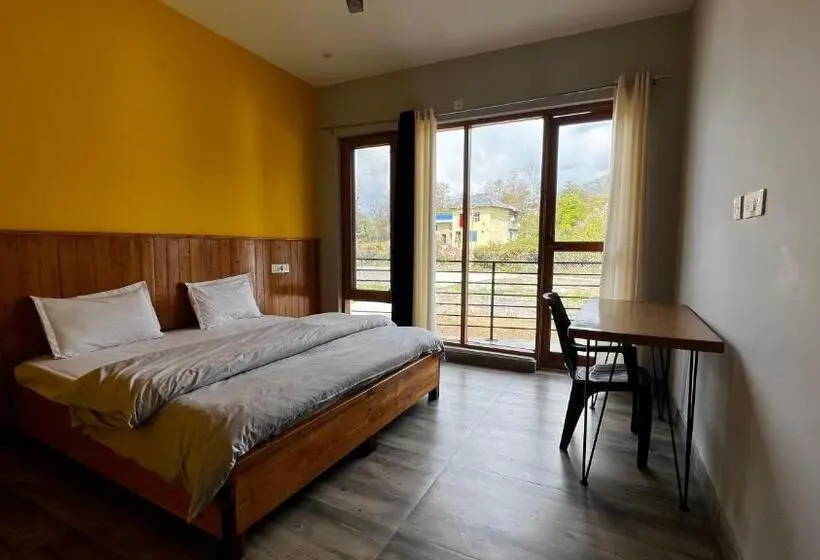 Quarto deluxe, Flyscape