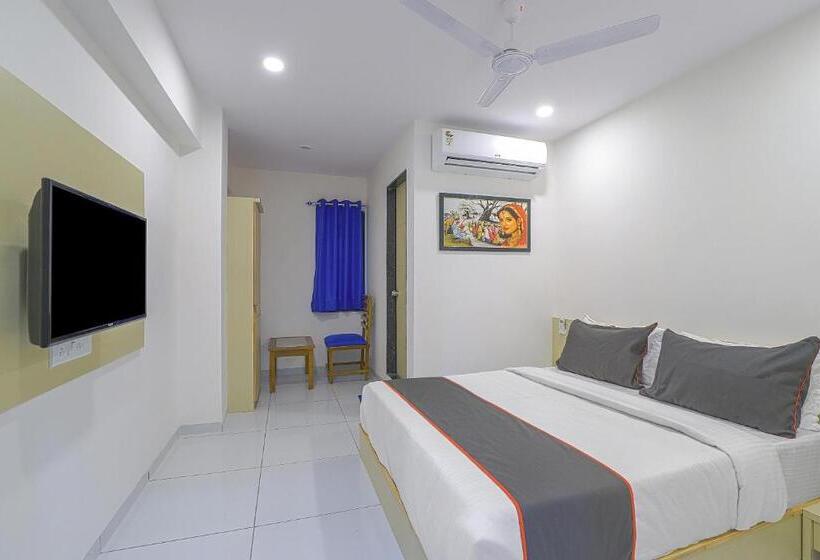 三人经典房间, Collection O Hotel La Veera