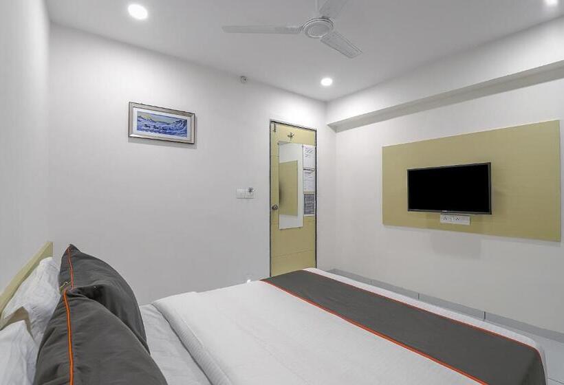 三人经典房间, Collection O Hotel La Veera