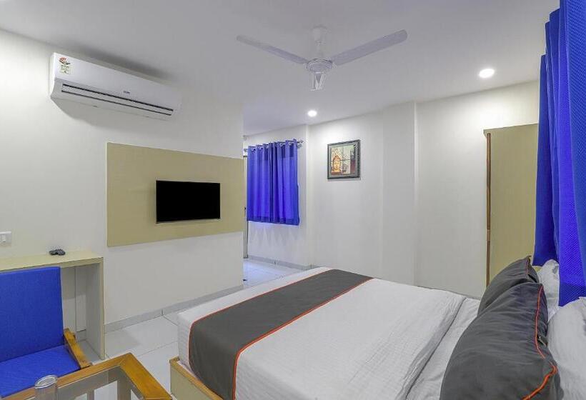 三人经典房间, Collection O Hotel La Veera