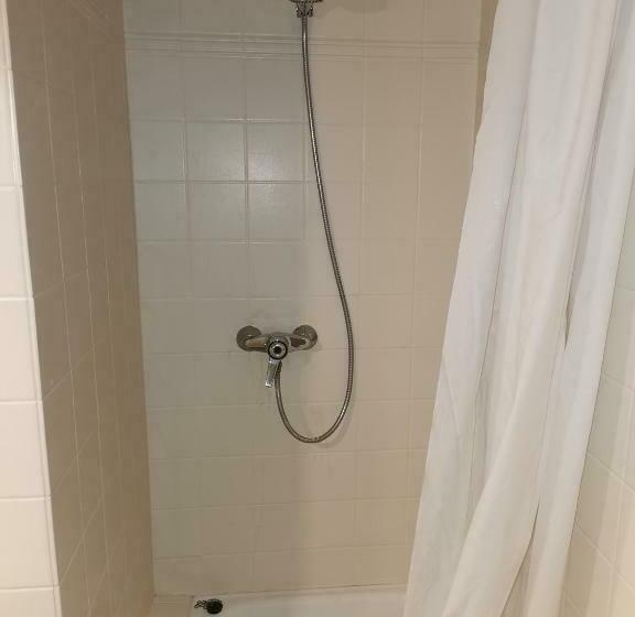 スタンダードルーム, Hornbrooker Hostel