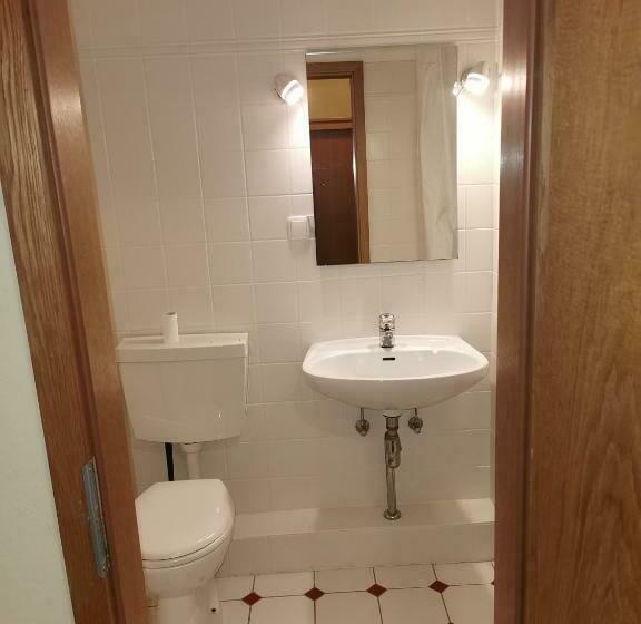 スタンダードルーム, Hornbrooker Hostel