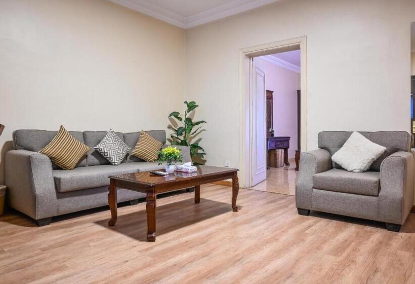 סוויטת ג'וניור, سيلين الفيصلية Celine Al Faisaliah