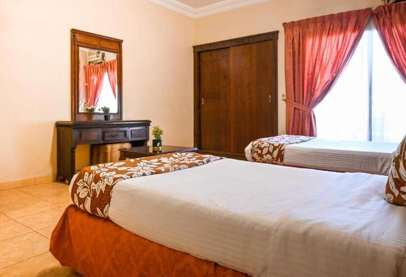 Junior Suite, سيلين الفيصلية   Celine Al Faisaliah