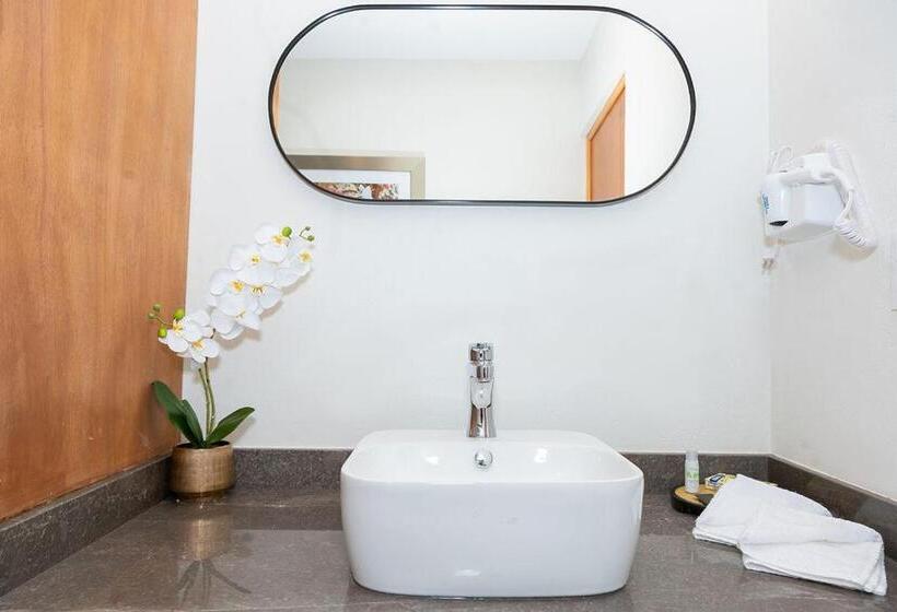 スイート, Danini