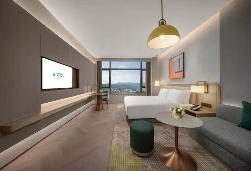 キングサイズベッドのスタンダードルーム, Holiday Inn Fu An