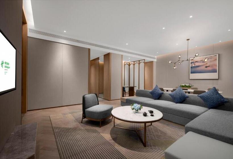 جناح سرير كينج, Holiday Inn Fu An