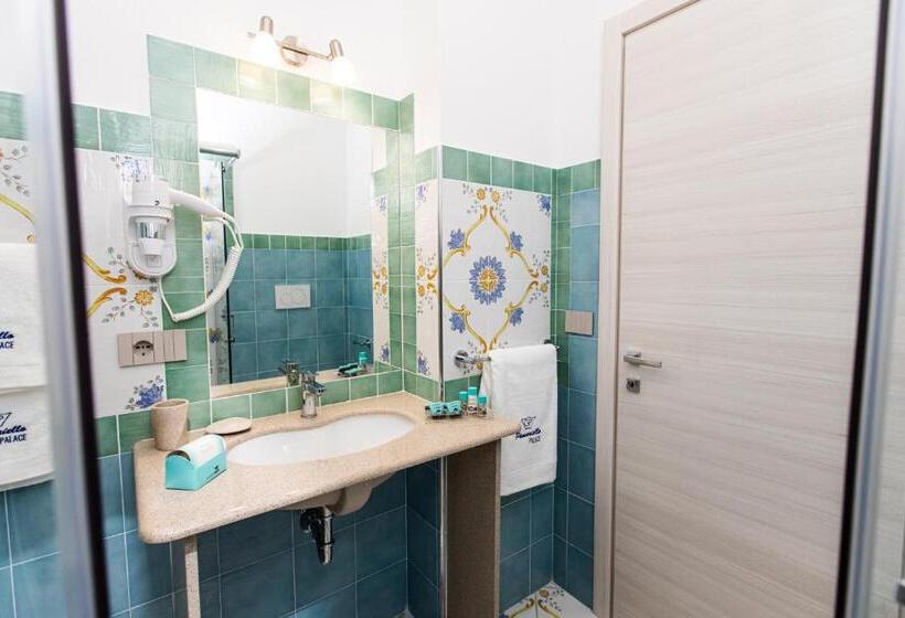 חדר סטנדרט עם טרסה, Panariello Palace