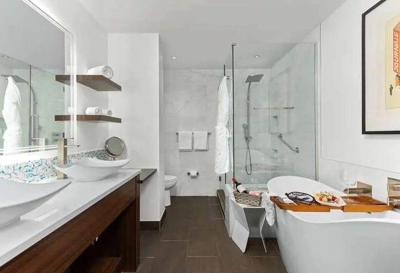 اتاق استاندارد با تخت بزرگ, The Slate Denver, Tapestry Collection By Hilton