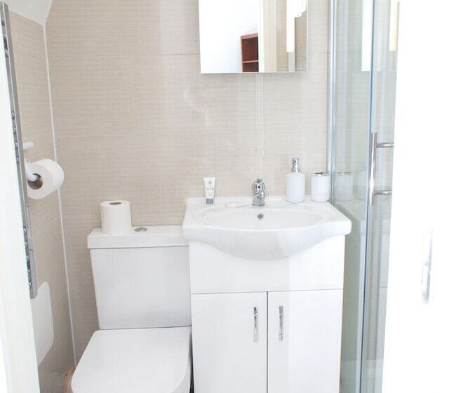 غرفة قياسية فردية, Trivelles Rochester