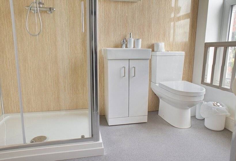 غرفة سوبيريور ثلاثية, Trivelles Rochester