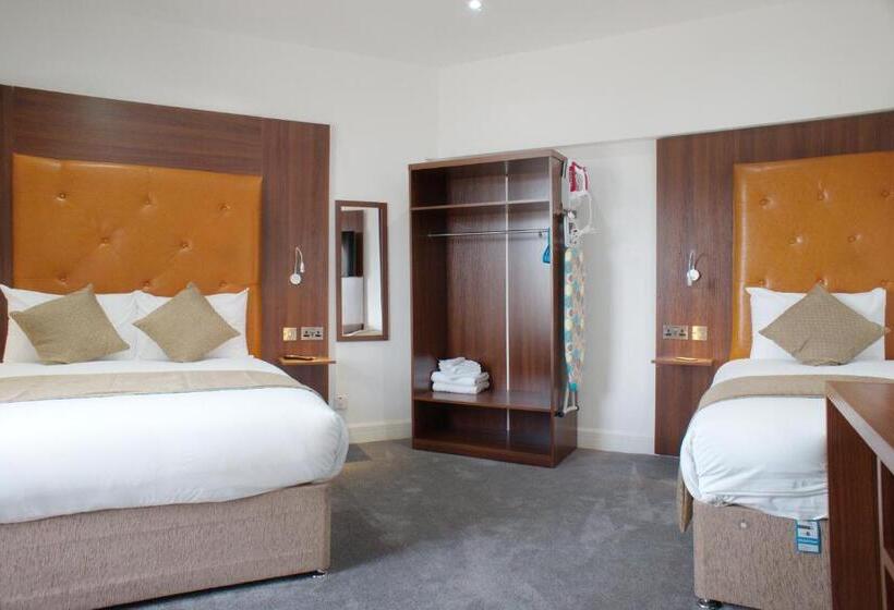 غرفة قياسية ثلاثية, Trivelles Rochester