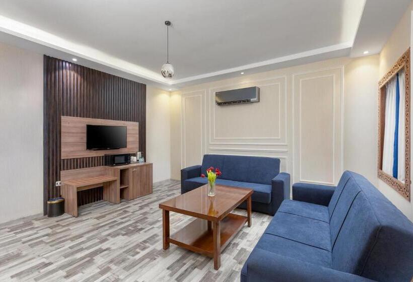 Полулюкс Повышенной Комфортности, Luma Homes