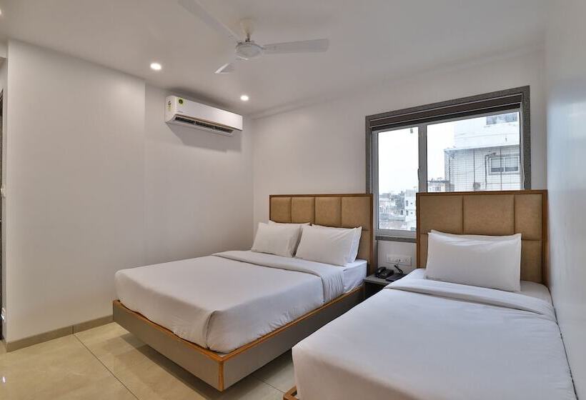 חדר סופריור, 7 Orbit Hotel, Surat