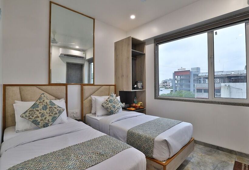 חדר סופריור, 7 Orbit Hotel, Surat