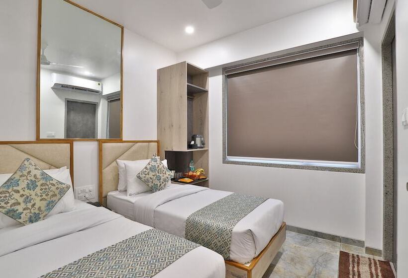 اتاق سوپریور, 7 Orbit Hotel, Surat