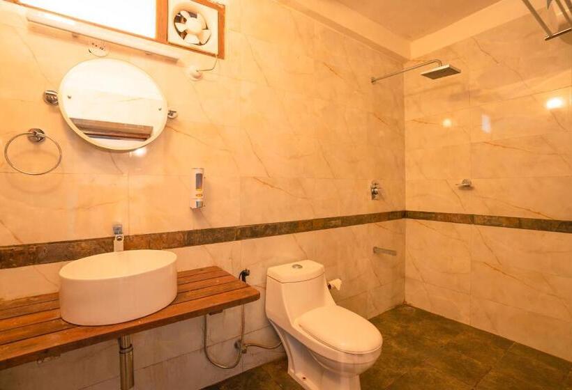 Номер Deluxe, Gostops Nainital