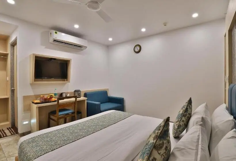 سوییت خانوادگی, 7 Orbit Hotel, Surat